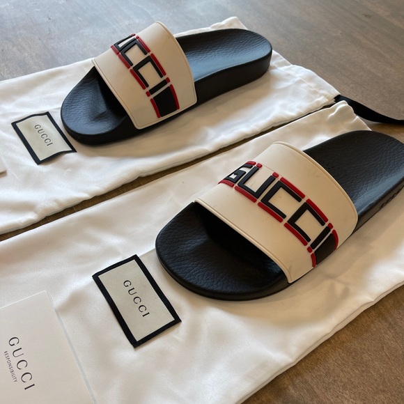 Gucci Logo Stripe Slides - Picture 2 of 7